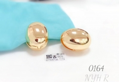 Glossy round style earrings