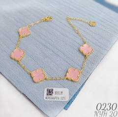 Lucky four leaf pink color style bracelet