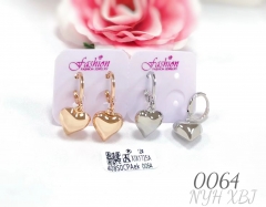 Heart shape pendant earring