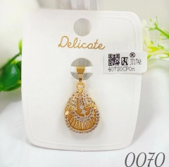 Irregular gold pendant