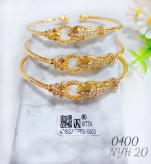 Irregular hollow gold gem bangle set