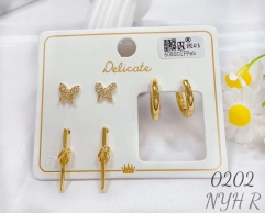 Exquisite gold earring