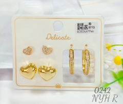 Irregular gold gem earring