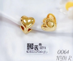 Gold Earring Polished Heart Shape