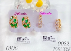 Green/whiter zircon bright earring