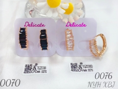 Black/whiter zircon shiny earring