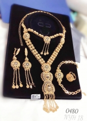 Gorgeous high-end gold jewelry set