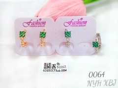 Exquisite green gem earring