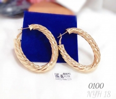 Threaded style dazzling gold earrings