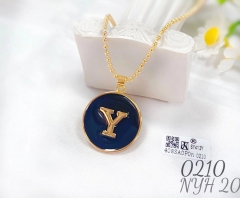 Y letter black background round necklace