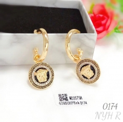 Classic trendy style pendant earring