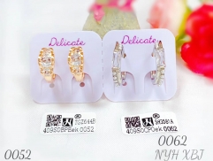 Artificial gemstone dazzling earring