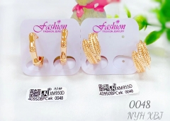 Irregular gold earring