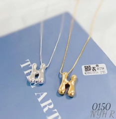 Letter H shiny necklace