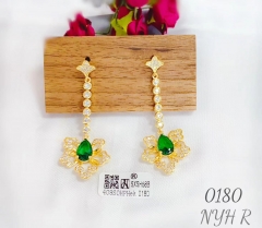 Green gem flower pendant earring