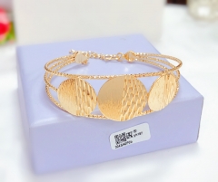 Smooth disc bracelet