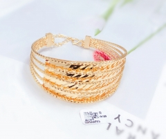 Glossy exquisite single bangle