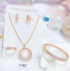 Hollow style gold jewelry set