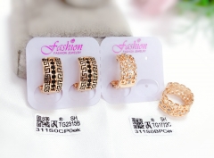 Trendy Style gold earring