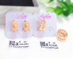 Glossy bright gold earring