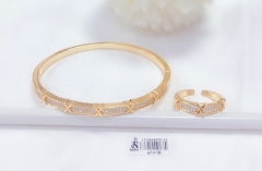 Simple versatile style bangle ring