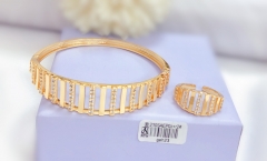 Hollow style gold bangle ring