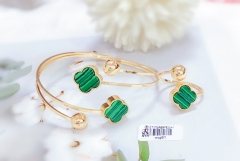 Green Striped Clover Exquisite Gold/silver Bangle Ring