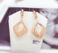 Hollow square style gold earring