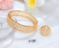 Simple style gold bangle ring