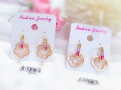 Hollow irregular gold earring