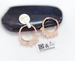 Round arc style gem gold earring