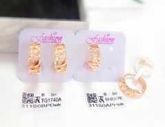 Glossy gold earring