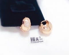 Roud style rose gold earring