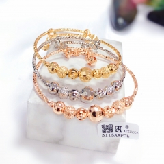 Exquisite bracelet set with beads of different sizes