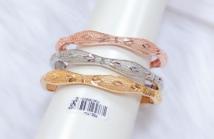 Irregular style bangle set