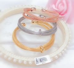 Simple style fashion bangle set