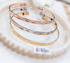 Simple style shiny bangle set