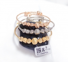 Exquisite bracelet set with beads of different sizes