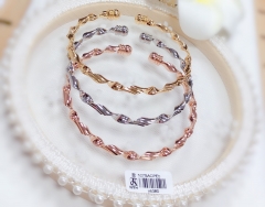 Glossy Threaded Bracelet Set