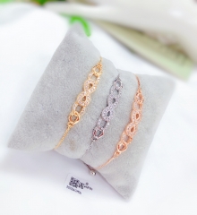 Hollow shiny style bangle set