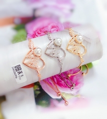 Heart style gem peal bangle set