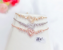 Hollow heart style exquisite bangle set