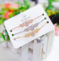 Artificial gemstone heart style bangle set