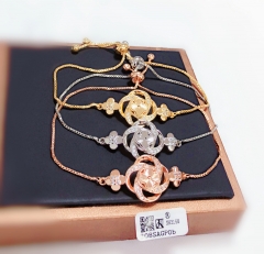 Lucky four leaf gorgeous style bangle set