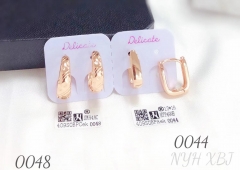 Shiny rose gold daily wear earring