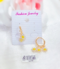 Whiter flower style bright pendant earring