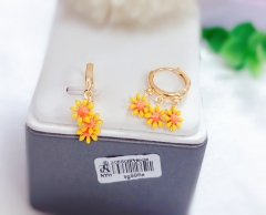 Yellow flower style bright pendant earring