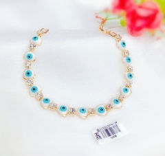 Whiter eye heart style single bangle