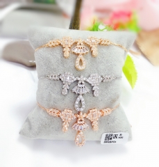 Irregular gold gem bangle set