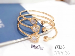 Heart style gem shiny gold bangle set